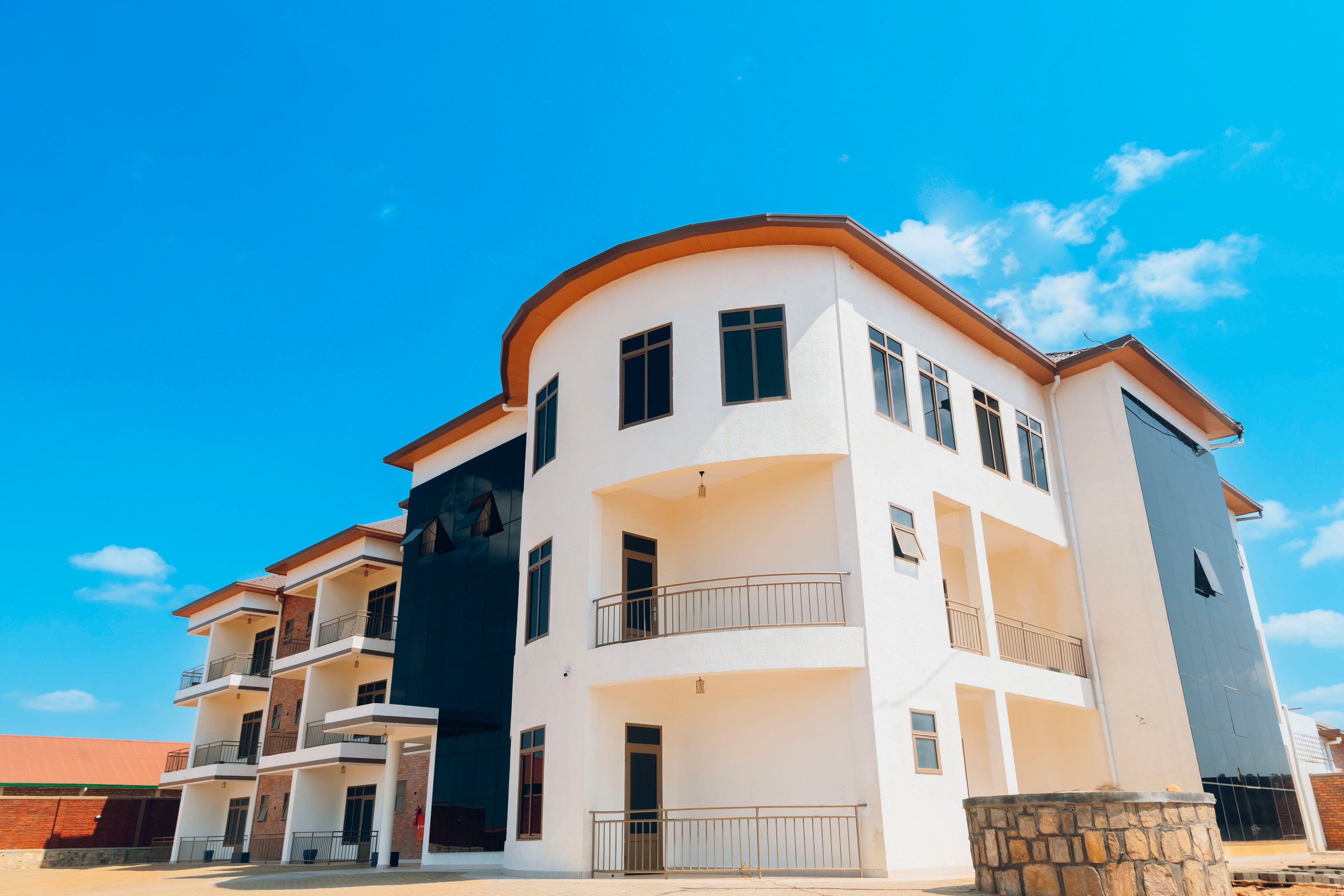Accommodation - Thumbnail 3